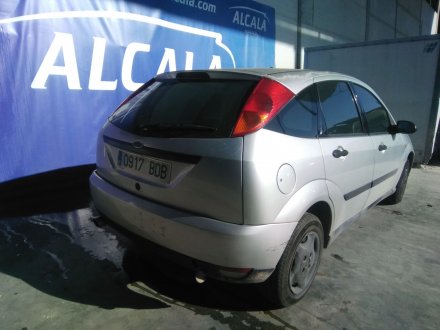 Vehiculo en el desguace: FORD Focus Berlina (CAK) Ambiente