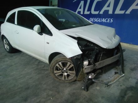 Vehiculo en el desguace: OPEL CORSA D 1.3 16V CDTI