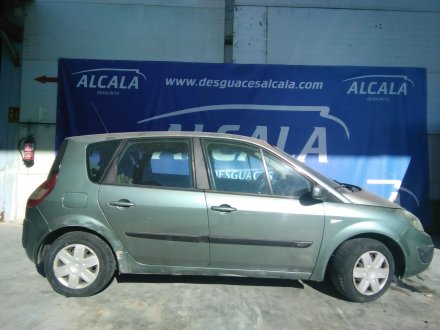 Vehiculo en el desguace: RENAULT SCENIC II 1.5 dCi Diesel