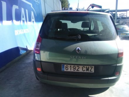 Vehiculo en el desguace: RENAULT SCENIC II 1.5 dCi Diesel