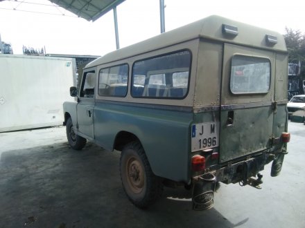 Vehiculo en el desguace: LAND ROVER SANTANA 109