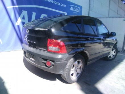 Vehiculo en el desguace: SSANGYONG ACTYON 200 Xdi