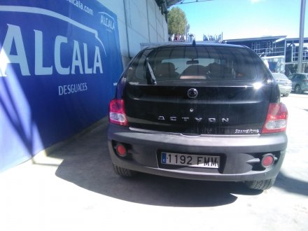 Vehiculo en el desguace: SSANGYONG ACTYON 200 Xdi