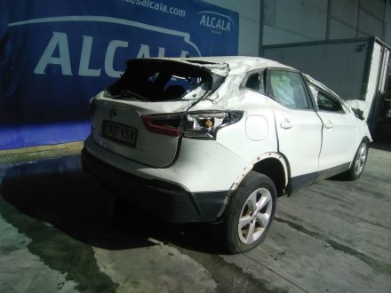 Vehiculo en el desguace: NISSAN QASHQAI (J11) Tekna +