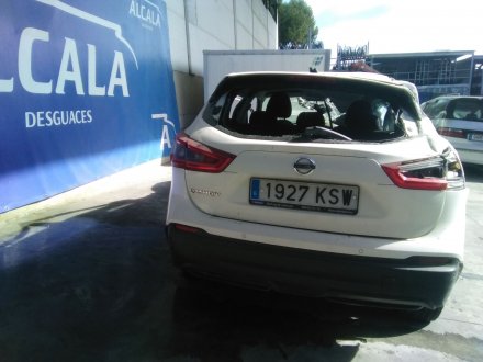 Vehiculo en el desguace: NISSAN QASHQAI (J11) Tekna +