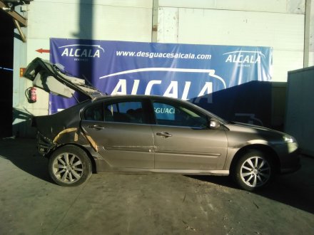 Vehiculo en el desguace: RENAULT LAGUNA III *