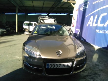 Vehiculo en el desguace: RENAULT LAGUNA III *