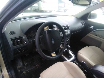 Vehiculo en el desguace: FORD Mondeo Berlina (GE) 2.0 TDCi CAT