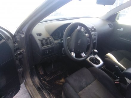 Vehiculo en el desguace: FORD Mondeo Berlina (GE) 2.0 TDCi CAT