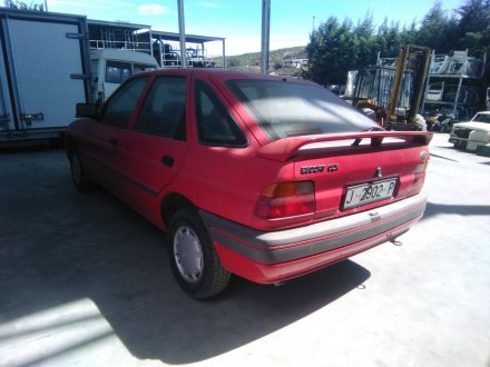 Vehiculo en el desguace: FORD ESCORT BERLINA/TURNIER CLX Berlina