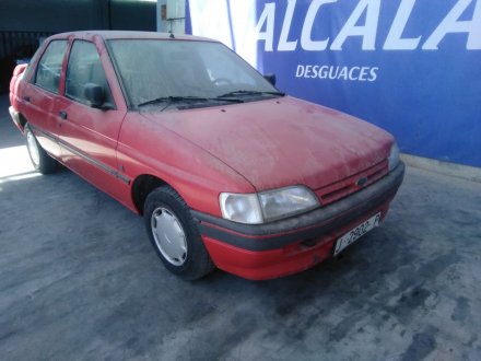 Vehiculo en el desguace: FORD ESCORT BERLINA/TURNIER CLX Berlina