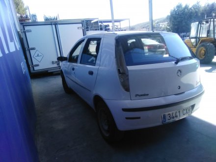 Vehiculo en el desguace: FIAT PUNTO BERLINA (188) 1.3 16V Multijet Feel