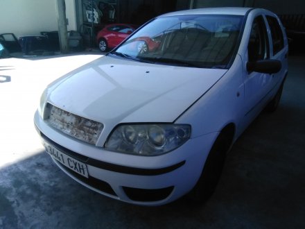 Vehiculo en el desguace: FIAT PUNTO BERLINA (188) 1.3 16V Multijet Feel