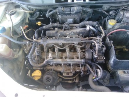 Vehiculo en el desguace: FIAT PUNTO BERLINA (188) 1.3 16V Multijet Feel