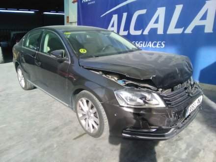 Vehiculo en el desguace: VOLKSWAGEN PASSAT LIM. (362) Exclusive BlueMotion