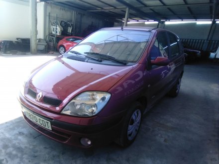 Vehiculo en el desguace: RENAULT SCENIC (JA..) 1.9 dCi Diesel CAT