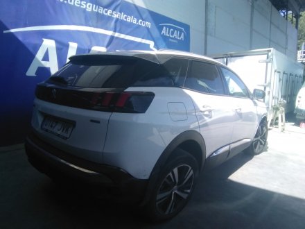 Vehiculo en el desguace: PEUGEOT 3008 *