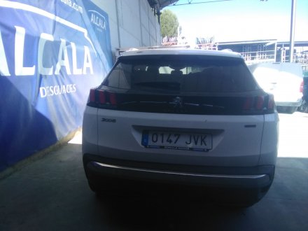 Vehiculo en el desguace: PEUGEOT 3008 *