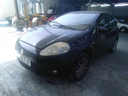 Vehiculo en el desguace: FIAT Grande Punto (199) 1.3 16V Multijet Sport