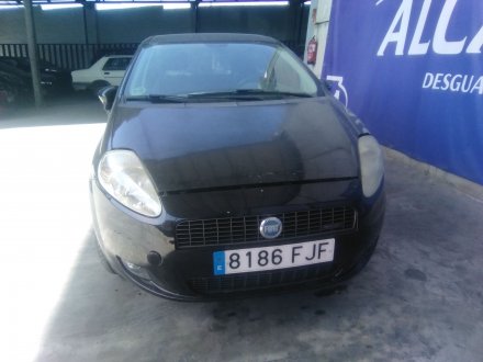 Vehiculo en el desguace: FIAT Grande Punto (199) 1.3 16V Multijet Sport