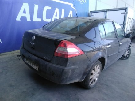 Vehiculo en el desguace: RENAULT MEGANE II BERLINA 5P Dynamique