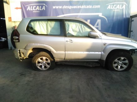 Vehiculo en el desguace: TOYOTA LAND CRUISER (J12) 3.0 D4-D VX