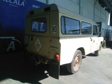 Vehiculo en el desguace: LAND ROVER SANTANA 109