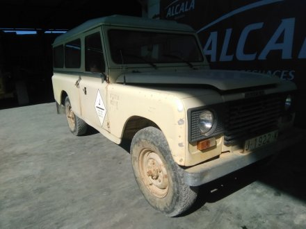 Vehiculo en el desguace: LAND ROVER SANTANA 109