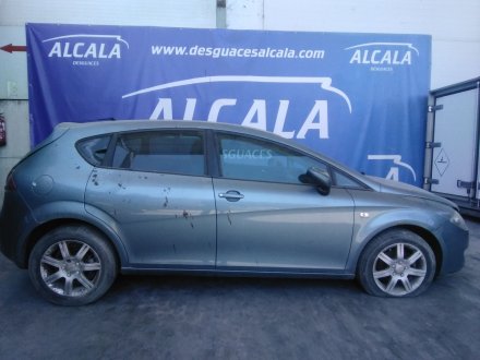 Vehiculo en el desguace: SEAT LEON (1P1) Reference