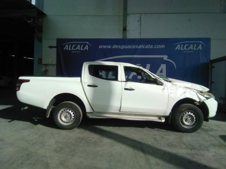 Vehiculo en el desguace: MITSUBISHI L 200 Basis Doppelkabine 4WD