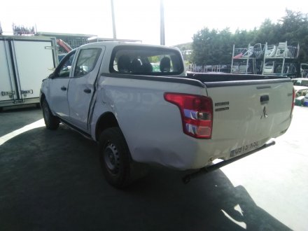 Vehiculo en el desguace: MITSUBISHI L 200 Basis Doppelkabine 4WD