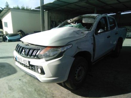 Vehiculo en el desguace: MITSUBISHI L 200 Basis Doppelkabine 4WD