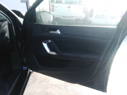Vehiculo en el desguace: PEUGEOT 308 *