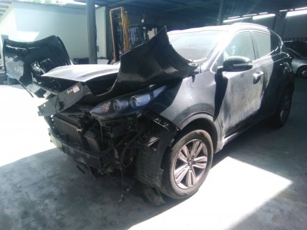 Vehiculo en el desguace: KIA SPORTAGE Business 2WD