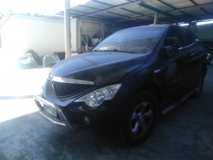 Vehiculo en el desguace: SSANGYONG ACTYON 200 Xdi