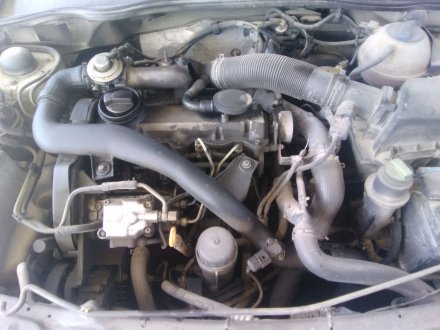 Vehiculo en el desguace: SEAT CORDOBA BERLINA (6K2) 1.9 TDI