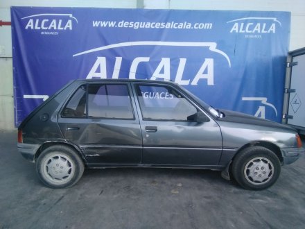 Vehiculo en el desguace: PEUGEOT 205 BERLINA *