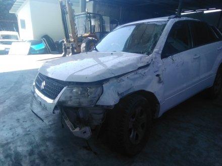 Vehiculo en el desguace: SUZUKI GRAND VITARA JB (JT) 1,9 Ltr. DDIS JLX-E 5-türig