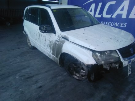 Vehiculo en el desguace: SUZUKI GRAND VITARA JB (JT) 1,9 Ltr. DDIS JLX-E 5-türig