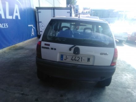 Vehiculo en el desguace: OPEL CORSA B 1.5 Diesel