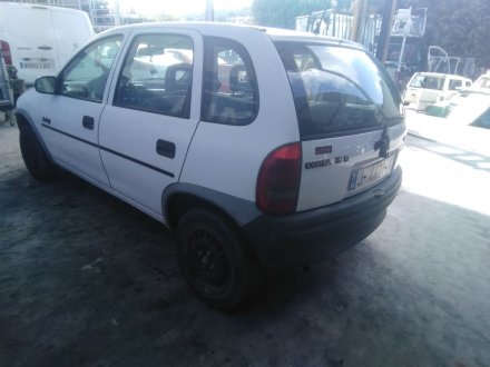 Vehiculo en el desguace: OPEL CORSA B 1.5 Diesel