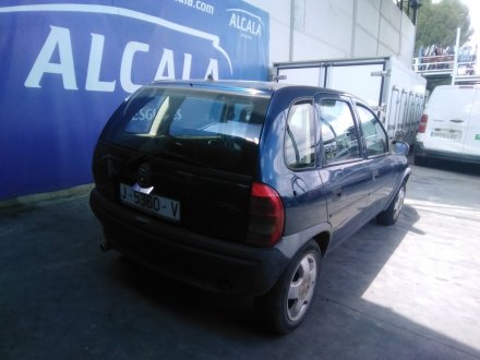 Vehiculo en el desguace: OPEL CORSA B Base