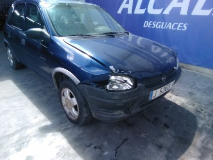 Vehiculo en el desguace: OPEL CORSA B Base