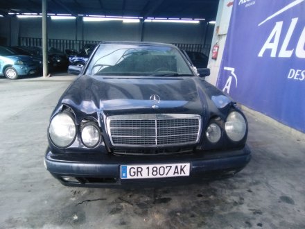 Vehiculo en el desguace: MERCEDES-BENZ CLASE E (W210) BERLINA 2.3 16V CAT