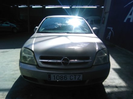 Vehiculo en el desguace: OPEL VECTRA C BERLINA 2.0 DTI