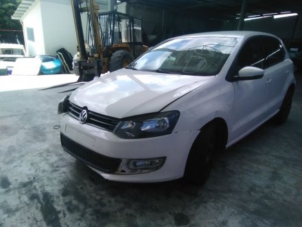 Vehiculo en el desguace: VOLKSWAGEN POLO (6R1) *