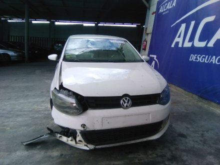 Vehiculo en el desguace: VOLKSWAGEN POLO (6R1) *