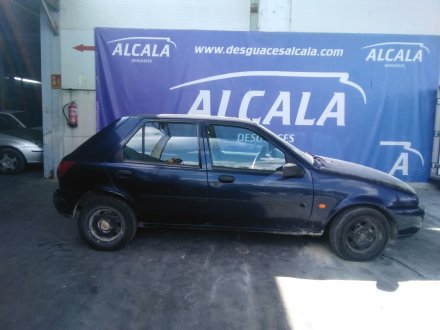 Vehiculo en el desguace: FORD FIESTA BERLINA 1.3 CAT