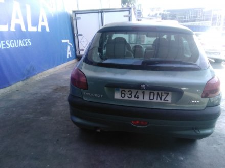 Vehiculo en el desguace: PEUGEOT 206 BERLINA XT