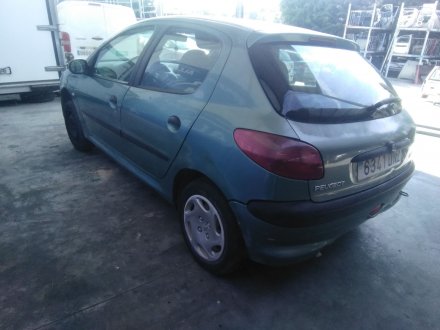 Vehiculo en el desguace: PEUGEOT 206 BERLINA XT